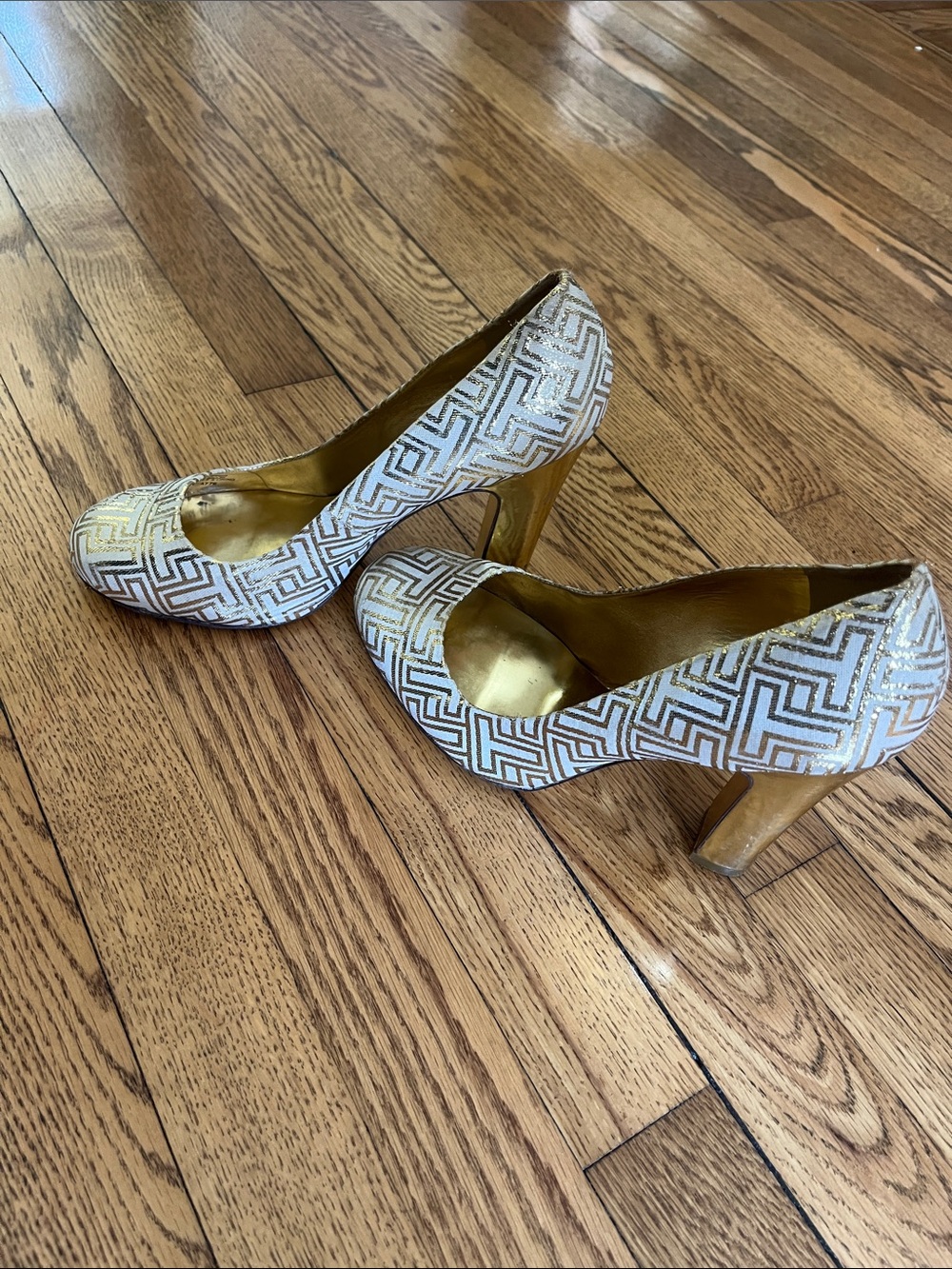 Tory Burch White and Gold Geometric Pump Heels